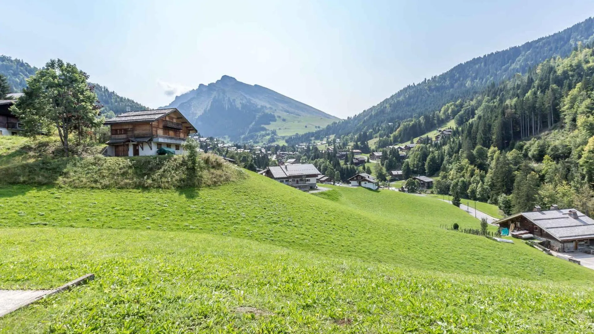 Apartment 3 Pieces, Terrasse, Parking A La Clusaz - Fr-1-437-59